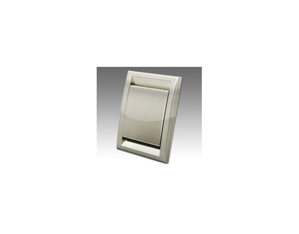 Gniazdo metalizowane DECO chrom